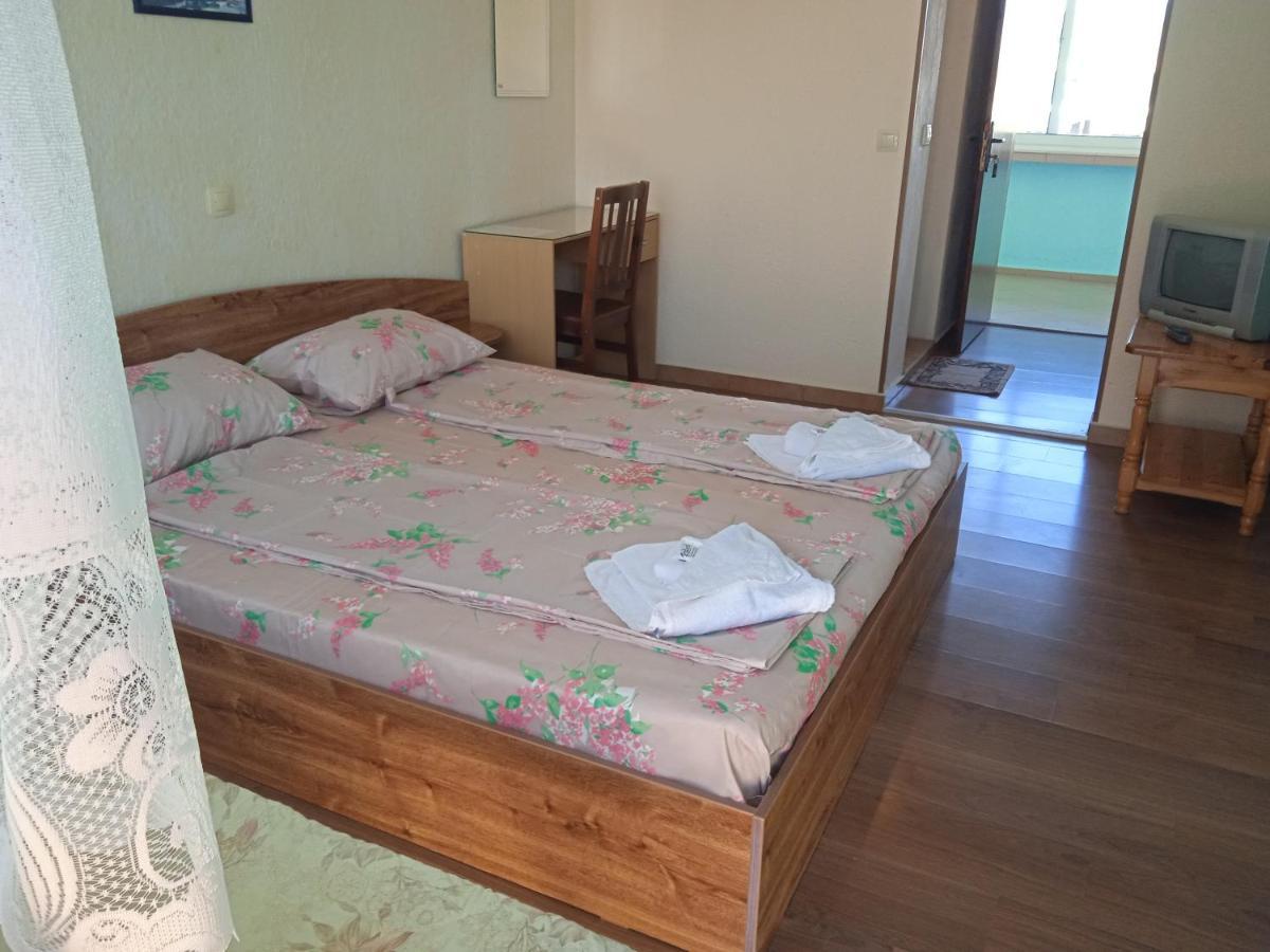 Стаи За Гости Нептун Tsarévo Extérieur photo