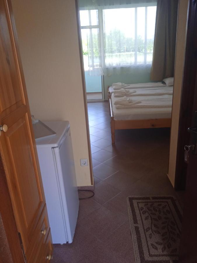 Стаи За Гости Нептун Tsarévo Extérieur photo